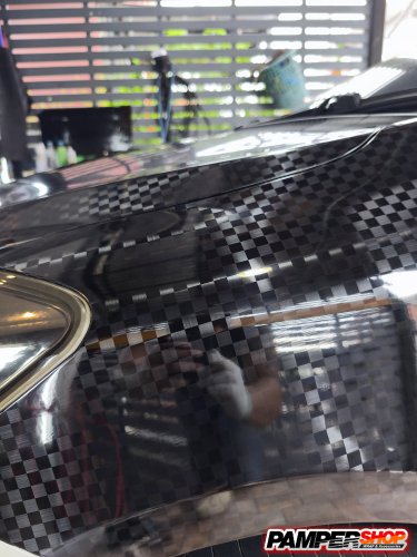 Vios Gen 2 หุ้มสติ๊กเกอร์เคฟล่า F1 แบบเงา ฝาาหน้า+แก้ม (เกรด PET)