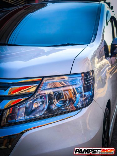 Honda Stepwgn Spada ขัดไฟหน้า+หุ้มฟิล์มไฟ สีฟ้าไฮบริด Hybrid (เกรด TPH 3 ปี)