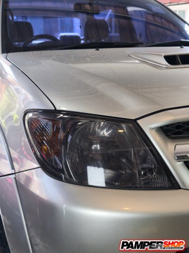 Toyota Vigo ขัดไฟหน้า + หุ้มฟิล์มไฟ สีดำอ่อน Smoke เกรด TPH 3 ปี